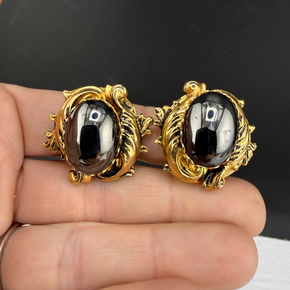 Vintage Estate Clip On Earrings Gold Tone Hematite Art Nouveau Scroll Huggie